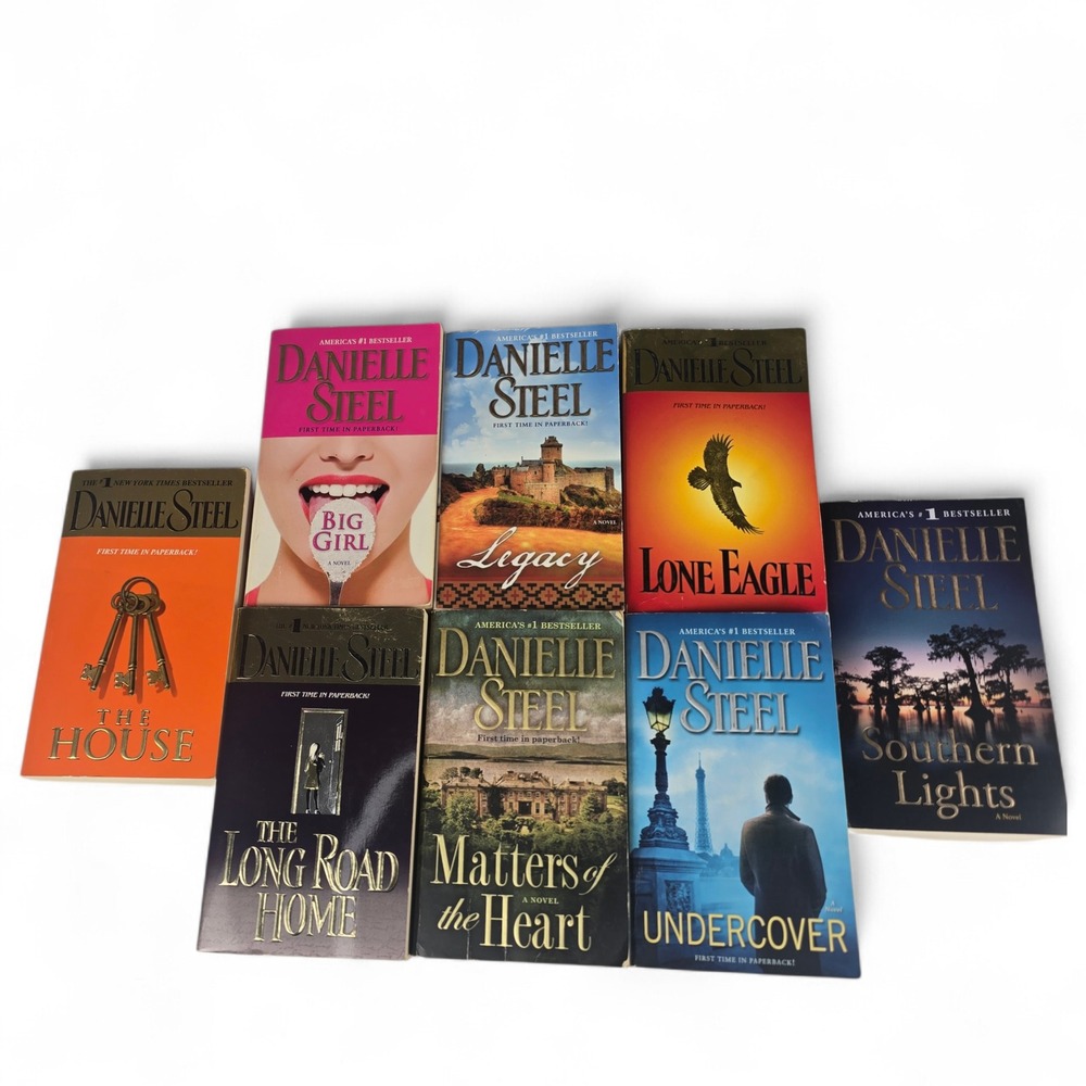 Danielle Steel Paperback Book Lot of 8 Romance Fiction Novels
